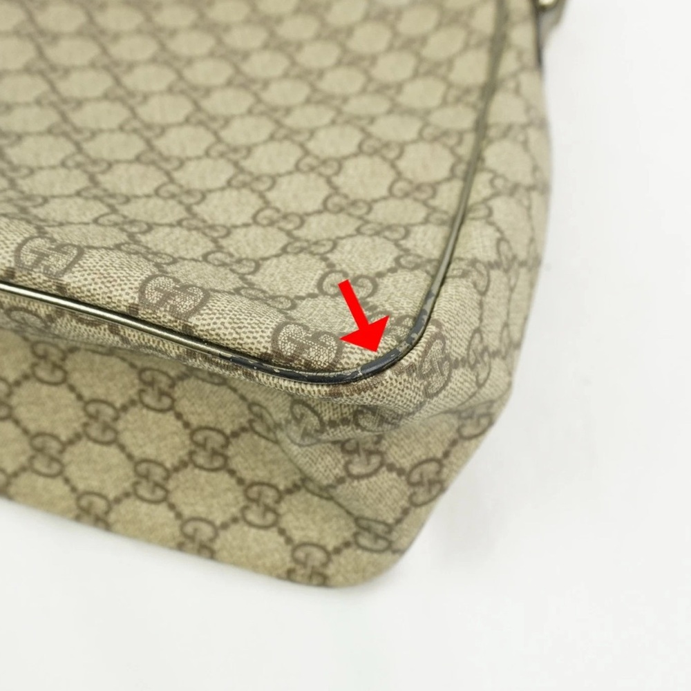 Gucci GG Supreme Shoulder Bag In Beige Coated Canvas And Metallic - Picture 9 of 10